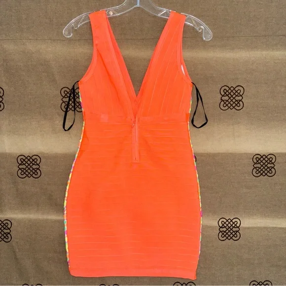 2Bebe NWT! Orange Stretch Sequins Lines Banded Bodycon Mini Dress Size S - Picture 6 of 10